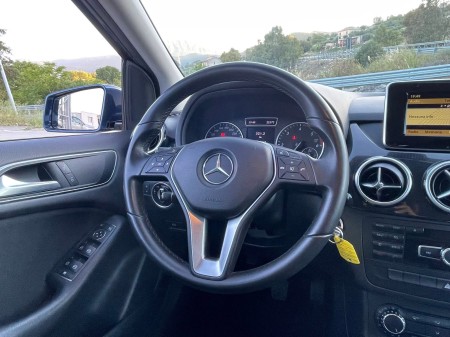 Mercedes-Benz B180 cdi  Executive  2012 