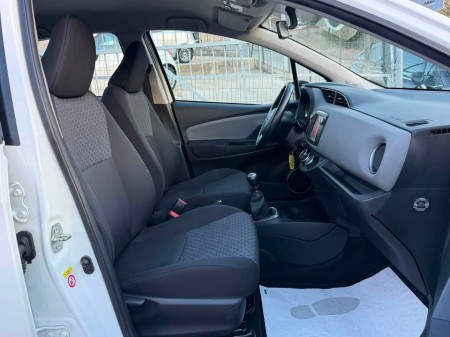 Toyota Yaris 1.4 d4d 90 cv  Lounge 2015 