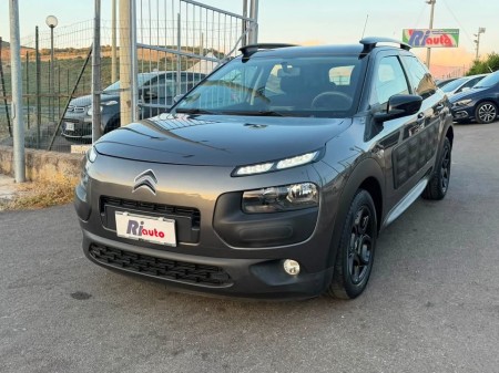 Citroen C4 Cactus. 1.2  82 cv  Shine  2018 