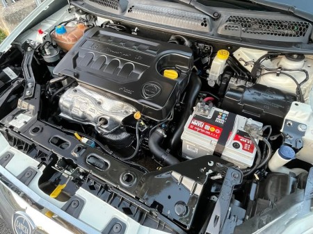 Lancia Delta 1.6 multijet 120 cv  ORO  2011 