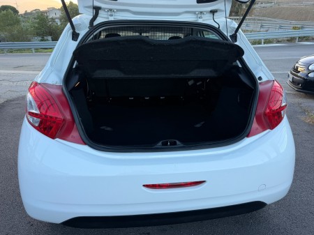 Peugeot 208 1.4 hdi 70 cv van  Autocarro 2014 