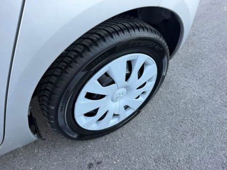 Toyota Yaris 1.0 69 cv SOL  2010 