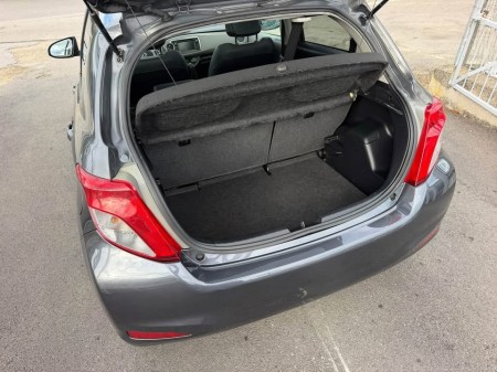 Toyota Yaris 1.4 d4d 90 cv  lounge 2011 