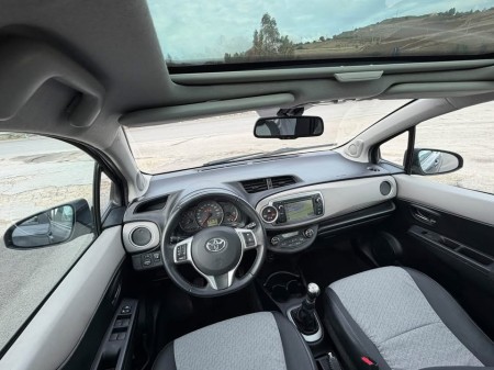 Toyota Yaris 1.4 d4d 90 cv  lounge 2011 