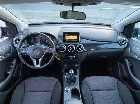 Mercedes-Benz B180 cdi  Executive  2012 