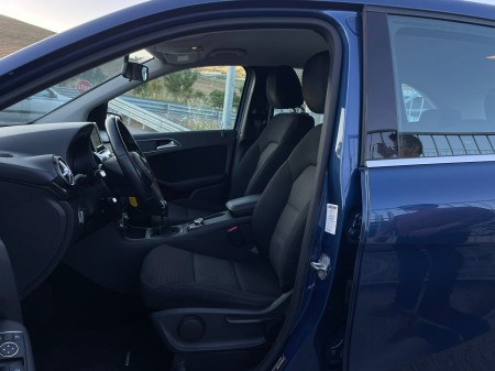 Mercedes-Benz B180 cdi  Executive  2012 