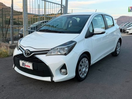 Toyota Yaris 1.4 d4d 90 cv  Lounge 2015 