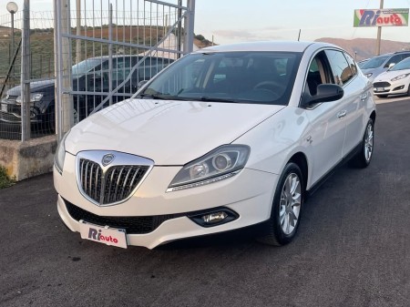 Lancia Delta 1.6 multijet 120 cv  ORO  2011 