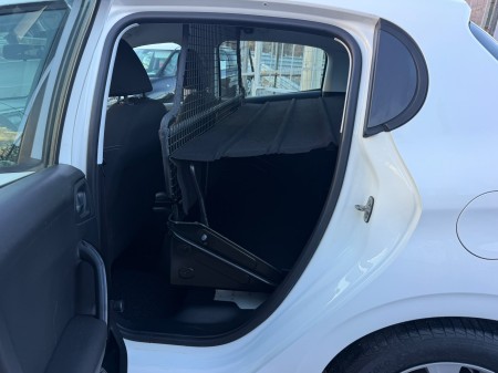 Peugeot 208 1.4 hdi 70 cv van  Autocarro 2014 
