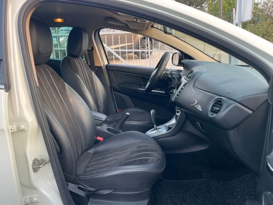 Lancia Delta 1.6 multijet 120 cv  ORO  2011 