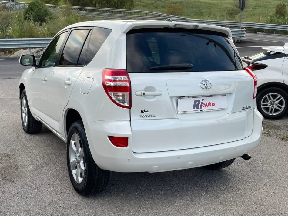Toyota Rav4 2.2 d4d 150 cv  Crossover 2011 