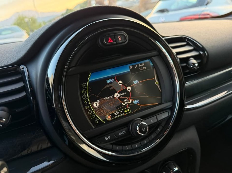 Mini Clubman Cooper D  2016 