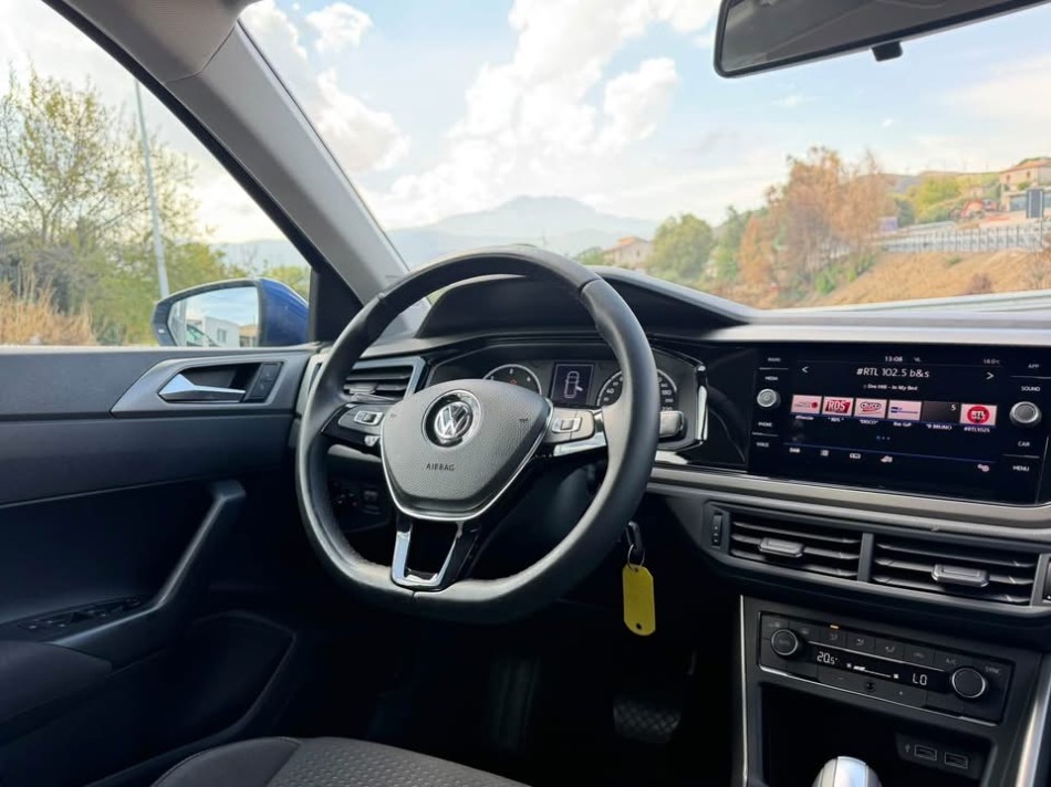 Volkswagen Polo 1.6 tdi 95 cv  R-Line  2020 