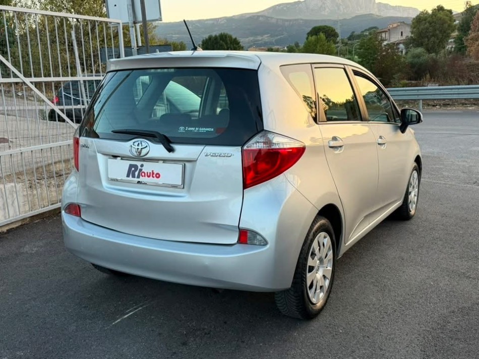 Toyota Verso s  1.4 d4d 90 cv   2011 