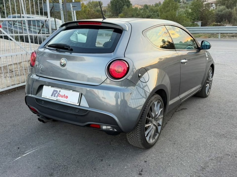 Alfa Romeo Mito 1.4 turbo benzina 170cv Quadrifoglio verde  2010 