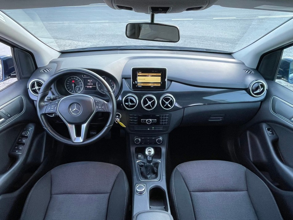 Mercedes-Benz B180 cdi  Executive  2012 