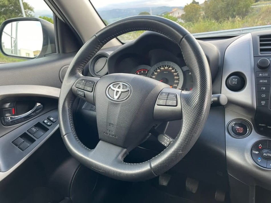Toyota Rav4 2.2 d4d 150 cv  Crossover 2011 