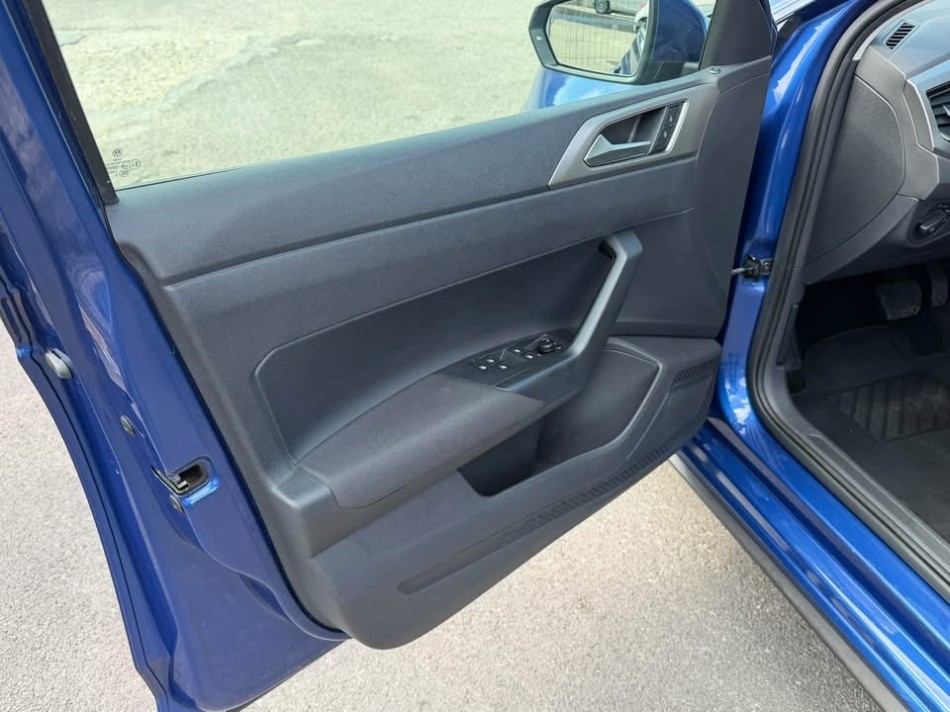 Volkswagen Polo 1.6 tdi 95 cv  R-Line  2020 