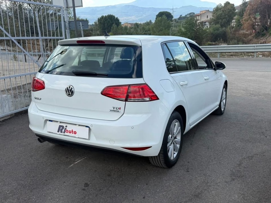 Volkswagen Golf 1.6 tdi 110cv   2017 