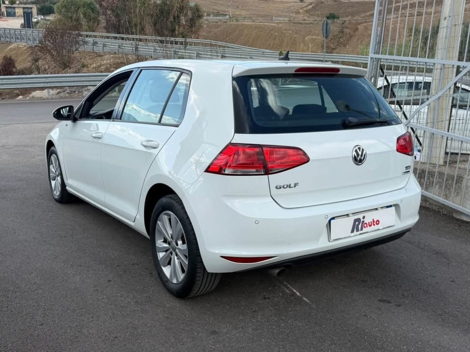 Volkswagen Golf 1.6 tdi 110cv   2017 