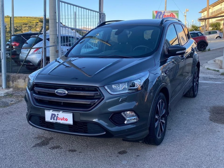 Ford Kuga 1.5 tdci 120 cv   2019 