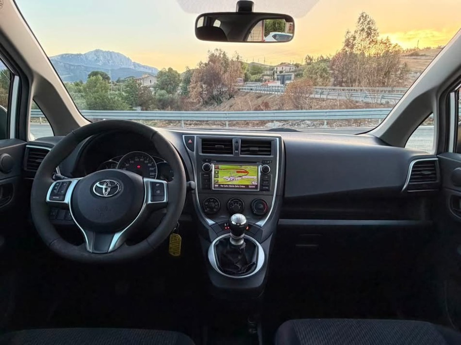 Toyota Verso s  1.4 d4d 90 cv   2011 
