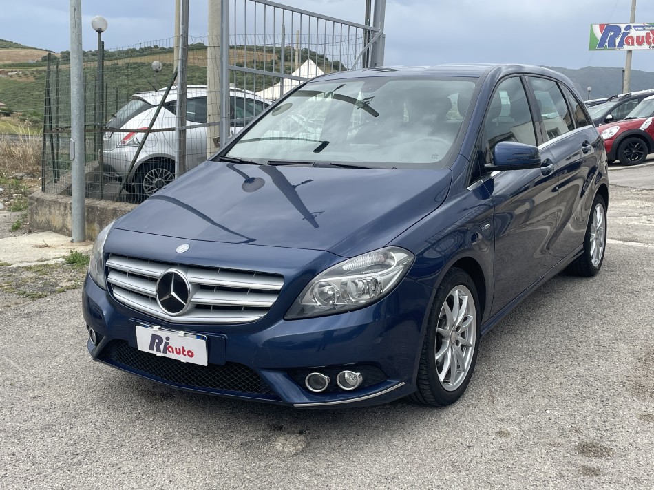 Mercedes-Benz B180 cdi 110 cv  Blueefficiency  2012 